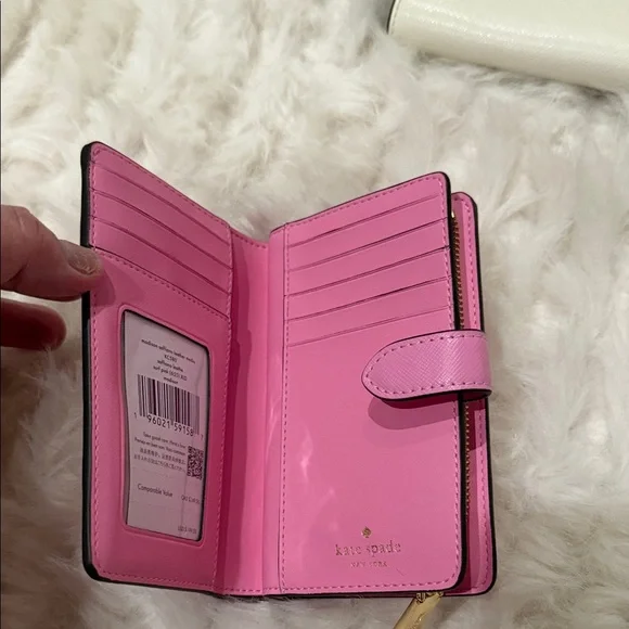 Kate Spade Vibrant Pink Wallet - Picture 9 of 9